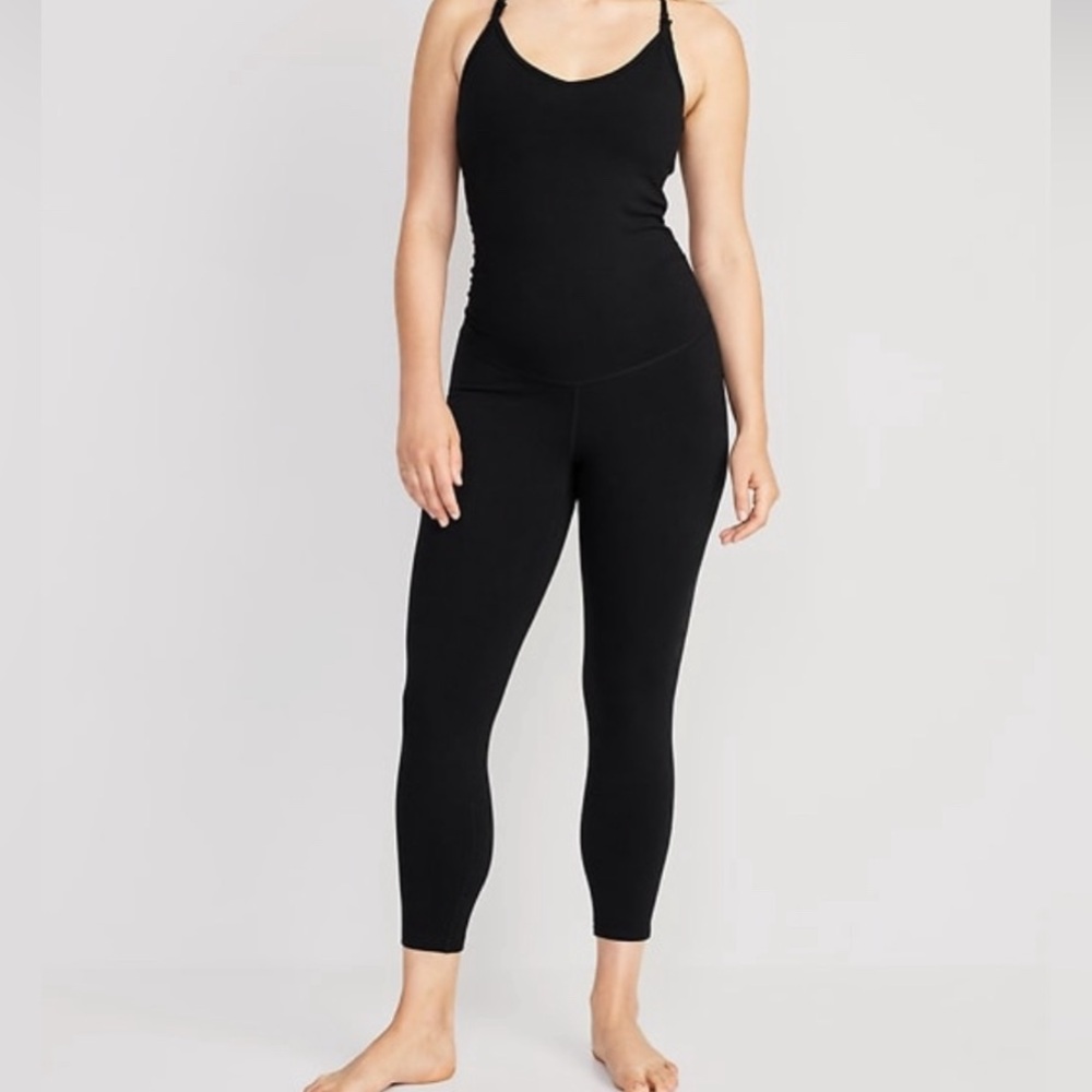 Old Navy NWT Maternity Powerchill sleeveless 7/8 length jumpsuit